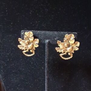 Elegant Gold Leaf Earrings